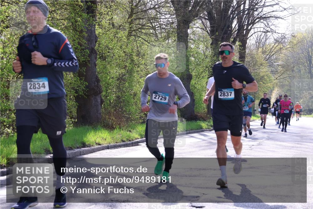 12.04.2026 - 45. Internationalen Wilhelmsburger Insellauf Yannick Fuchs http://msf.ph/oto/9489181 12.04.2026 10:40:52 Laufen 2834, 2729, 2837, 2625, 2746 meine-sportfotos.de