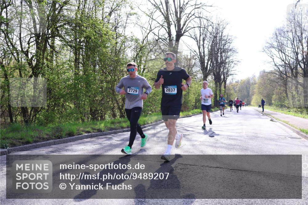12.04.2026 - 45. Internationalen Wilhelmsburger Insellauf Yannick Fuchs http://msf.ph/oto/9489207 12.04.2026 10:40:54 Laufen 2729, 2837, 4503 meine-sportfotos.de
