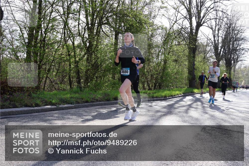 12.04.2026 - 45. Internationalen Wilhelmsburger Insellauf Yannick Fuchs http://msf.ph/oto/9489226 12.04.2026 10:35:09 Laufen 3680, 3830 meine-sportfotos.de
