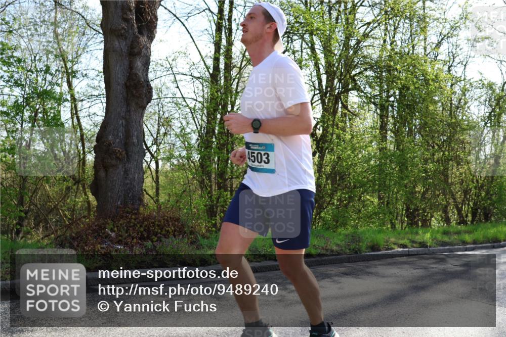 12.04.2026 - 45. Internationalen Wilhelmsburger Insellauf Yannick Fuchs http://msf.ph/oto/9489240 12.04.2026 10:40:57 Laufen 4503 meine-sportfotos.de