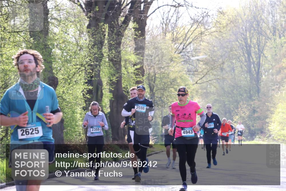 12.04.2026 - 45. Internationalen Wilhelmsburger Insellauf Yannick Fuchs http://msf.ph/oto/9489242 12.04.2026 10:40:57 Laufen 2625, 2355, 2598, 4943, 5553 meine-sportfotos.de