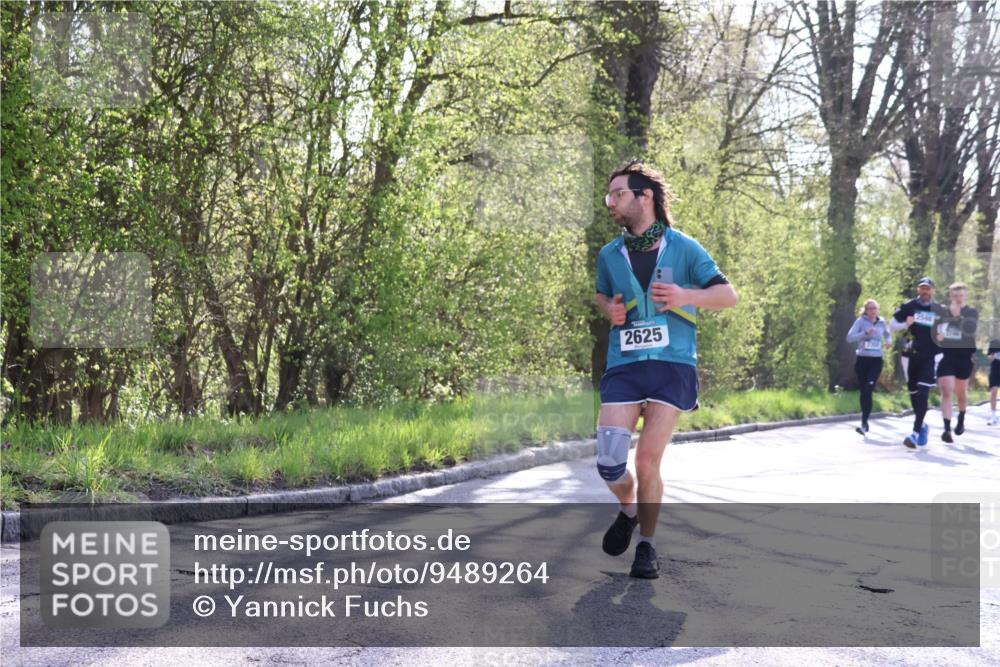 12.04.2026 - 45. Internationalen Wilhelmsburger Insellauf Yannick Fuchs http://msf.ph/oto/9489264 12.04.2026 10:40:59 Laufen 2625 meine-sportfotos.de
