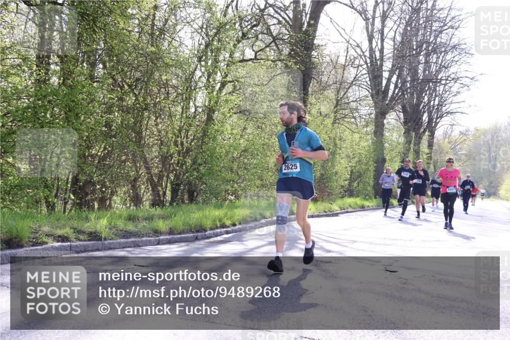 12.04.2026 - 45. Internationalen Wilhelmsburger Insellauf Yannick Fuchs http://msf.ph/oto/9489268 12.04.2026 10:40:59 Laufen 2625, 2598, 4943 meine-sportfotos.de