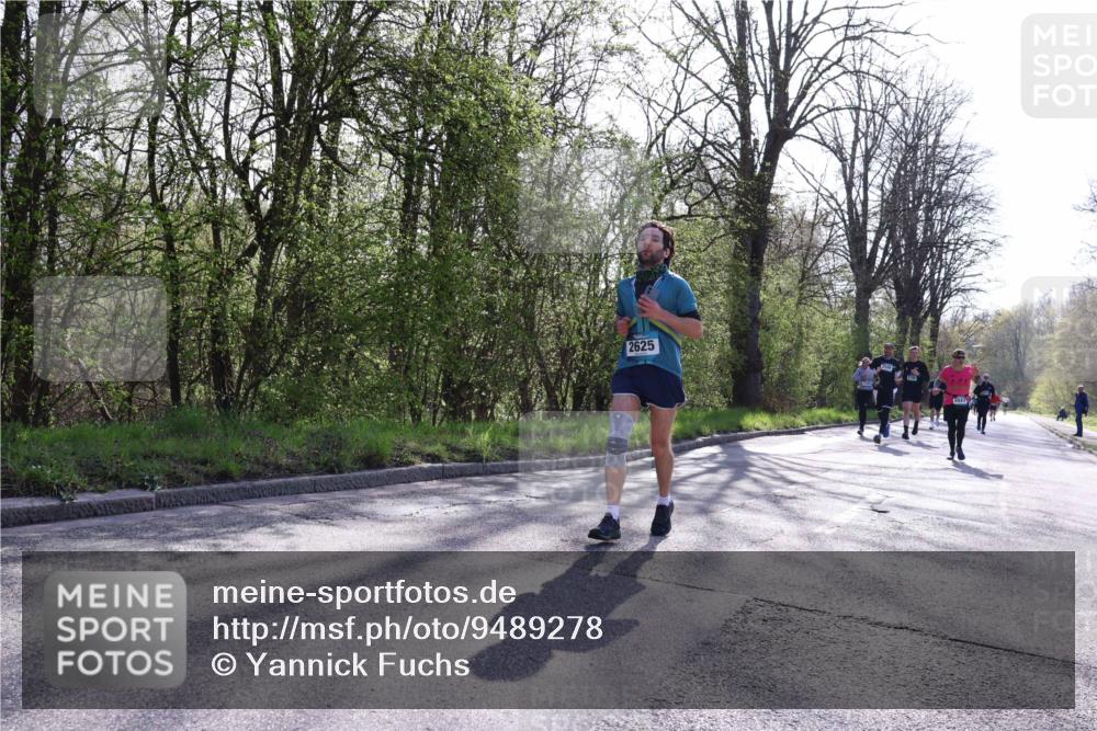 12.04.2026 - 45. Internationalen Wilhelmsburger Insellauf Yannick Fuchs http://msf.ph/oto/9489278 12.04.2026 10:40:59 Laufen 2625 meine-sportfotos.de
