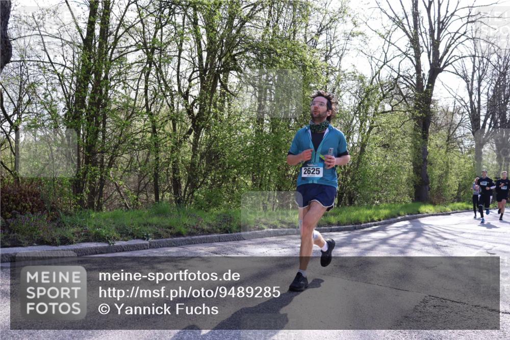 12.04.2026 - 45. Internationalen Wilhelmsburger Insellauf Yannick Fuchs http://msf.ph/oto/9489285 12.04.2026 10:41:00 Laufen 2625 meine-sportfotos.de