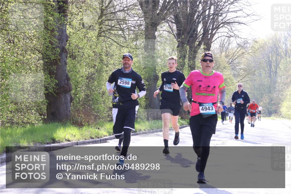 12.04.2026 - 45. Internationalen Wilhelmsburger Insellauf Yannick Fuchs http://msf.ph/oto/9489298 12.04.2026 10:41:01 Laufen 2746, 2598, 555, 4943 meine-sportfotos.de