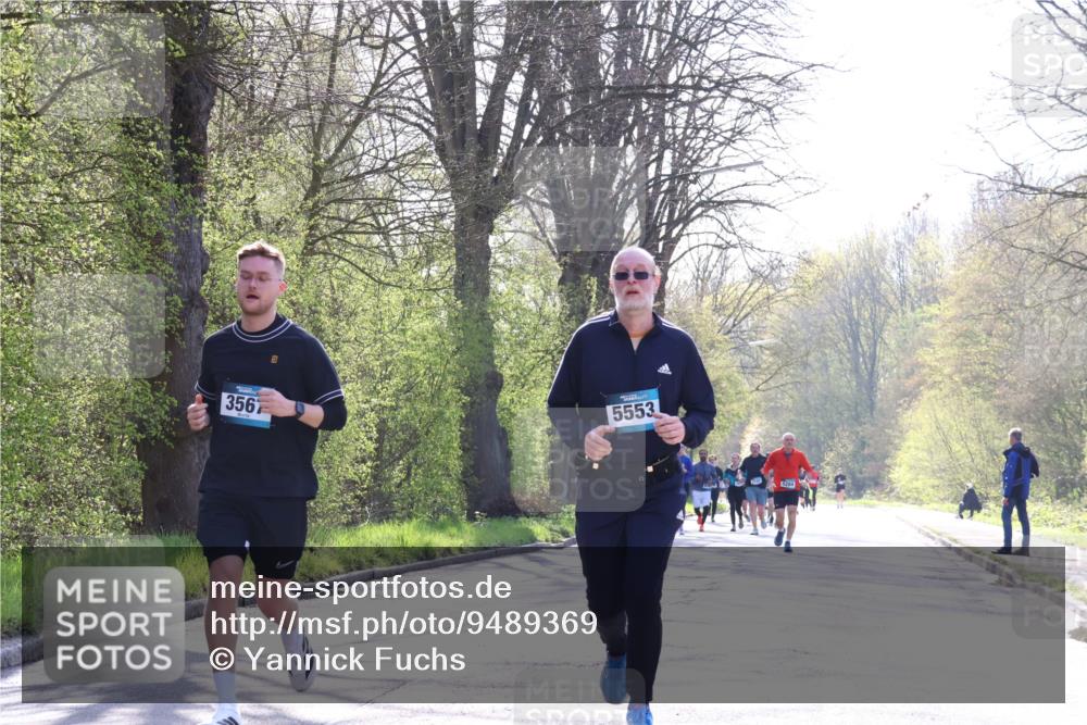 12.04.2026 - 45. Internationalen Wilhelmsburger Insellauf Yannick Fuchs http://msf.ph/oto/9489369 12.04.2026 10:41:06 Laufen 3567, 5553, 5284 meine-sportfotos.de