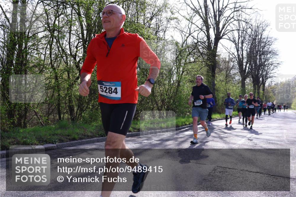 12.04.2026 - 45. Internationalen Wilhelmsburger Insellauf Yannick Fuchs http://msf.ph/oto/9489415 12.04.2026 10:41:18 Laufen 5284, 3102, 2676, 5789 meine-sportfotos.de