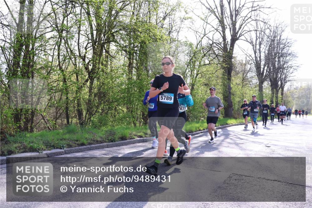 12.04.2026 - 45. Internationalen Wilhelmsburger Insellauf Yannick Fuchs http://msf.ph/oto/9489431 12.04.2026 10:41:21 Laufen 399, 5789, 677, 4541 meine-sportfotos.de