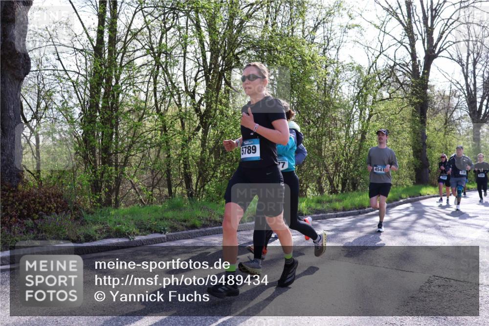 12.04.2026 - 45. Internationalen Wilhelmsburger Insellauf Yannick Fuchs http://msf.ph/oto/9489434 12.04.2026 10:41:21 Laufen 5789, 4541, 3183, 4596, 1937 meine-sportfotos.de