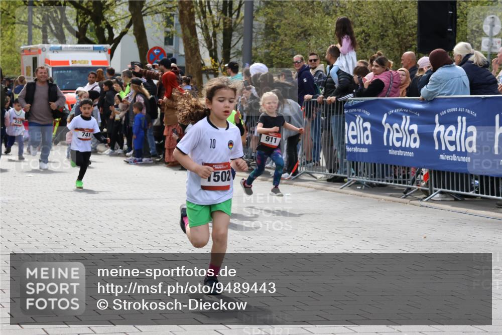 12.04.2026 - 45. Internationalen Wilhelmsburger Insellauf Strokosch-Dieckow http://msf.ph/oto/9489443 12.04.2026 14:09:13 Ziel 191, 1075, 52, 247, 453, 273, 955, 786, 947, 180, 12, 911, 741, 1502, 927, 215, 577, 223, 271 meine-sportfotos.de