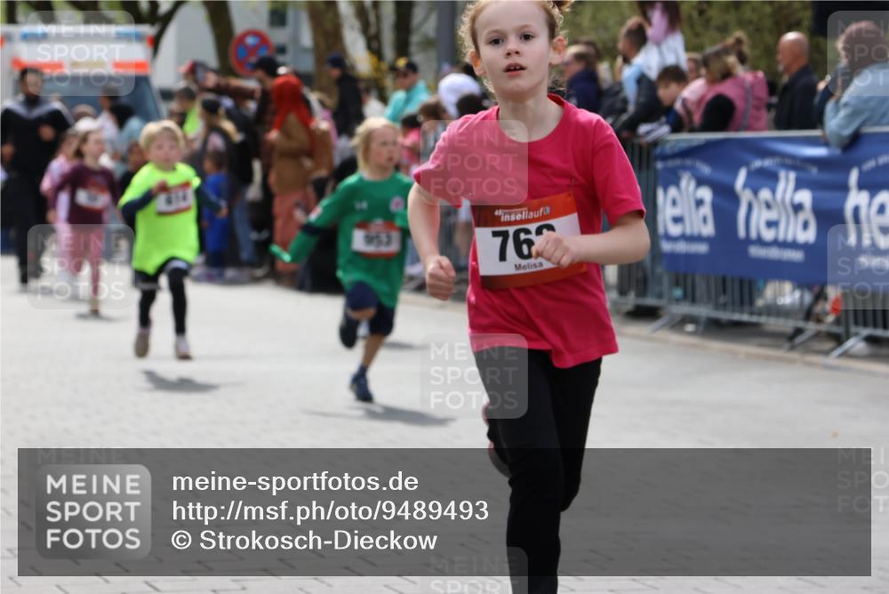 12.04.2026 - 45. Internationalen Wilhelmsburger Insellauf Strokosch-Dieckow http://msf.ph/oto/9489493 12.04.2026 14:08:58 Ziel 91, 254, 1506, 266, 713, 547, 762, 281, 928, 953, 614, 235, 50, 256 meine-sportfotos.de
