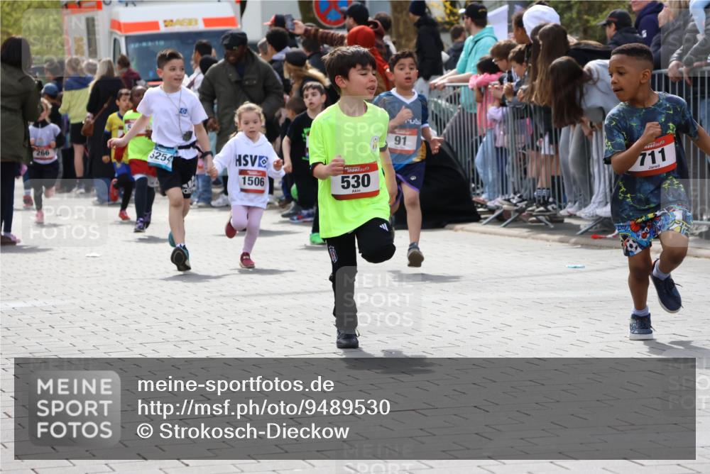 12.04.2026 - 45. Internationalen Wilhelmsburger Insellauf Strokosch-Dieckow http://msf.ph/oto/9489530 12.04.2026 14:08:50 Ziel 919, 754, 211, 711, 530, 91, 254, 1506, 266, 713, 547 meine-sportfotos.de