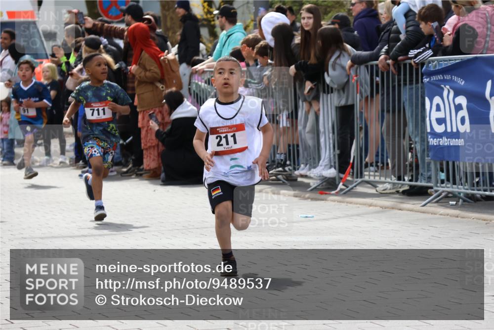 12.04.2026 - 45. Internationalen Wilhelmsburger Insellauf Strokosch-Dieckow http://msf.ph/oto/9489537 12.04.2026 14:08:48 Ziel 774, 919, 754, 211, 711, 530, 91, 254 meine-sportfotos.de