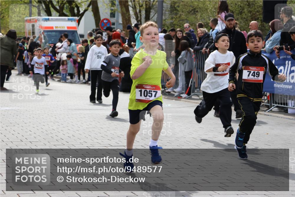 12.04.2026 - 45. Internationalen Wilhelmsburger Insellauf Strokosch-Dieckow http://msf.ph/oto/9489577 12.04.2026 14:08:39 Ziel 175, 174, 653, 143, 1057, 232, 749, 967, 774, 919 meine-sportfotos.de