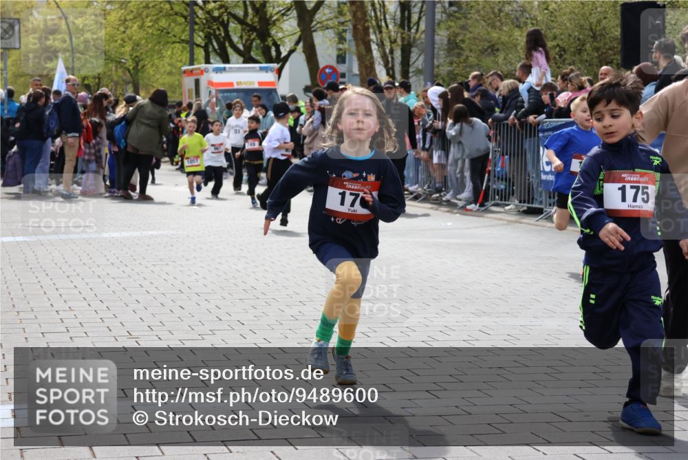12.04.2026 - 45. Internationalen Wilhelmsburger Insellauf Strokosch-Dieckow http://msf.ph/oto/9489600 12.04.2026 14:08:34 Ziel 1505, 782, 258, 175, 174, 653, 143, 1057, 232, 749, 967 meine-sportfotos.de