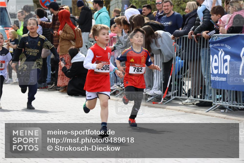 12.04.2026 - 45. Internationalen Wilhelmsburger Insellauf Strokosch-Dieckow http://msf.ph/oto/9489618 12.04.2026 14:08:27 Ziel 58, 26, 716, 1505, 782, 258, 175 meine-sportfotos.de