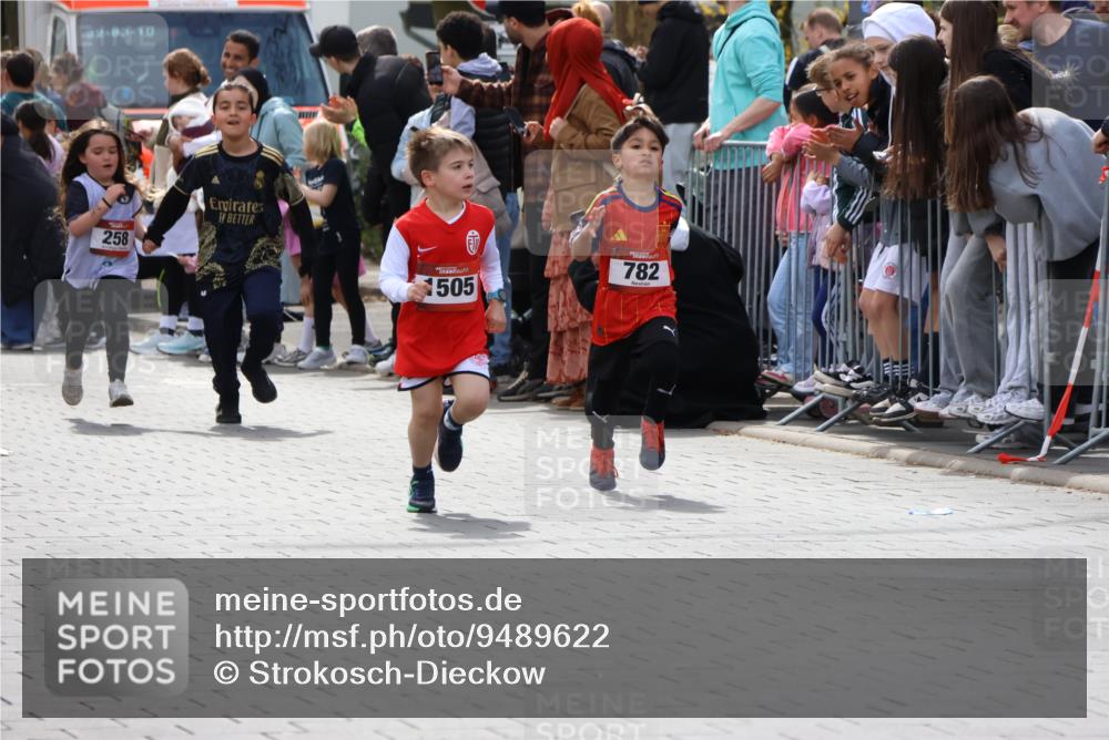 12.04.2026 - 45. Internationalen Wilhelmsburger Insellauf Strokosch-Dieckow http://msf.ph/oto/9489622 12.04.2026 14:08:26 Ziel 1509, 58, 26, 716, 1505, 782, 258 meine-sportfotos.de