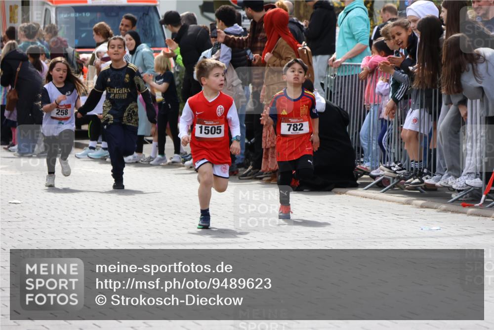 12.04.2026 - 45. Internationalen Wilhelmsburger Insellauf Strokosch-Dieckow http://msf.ph/oto/9489623 12.04.2026 14:08:26 Ziel 1509, 58, 26, 716, 1505, 782, 258 meine-sportfotos.de