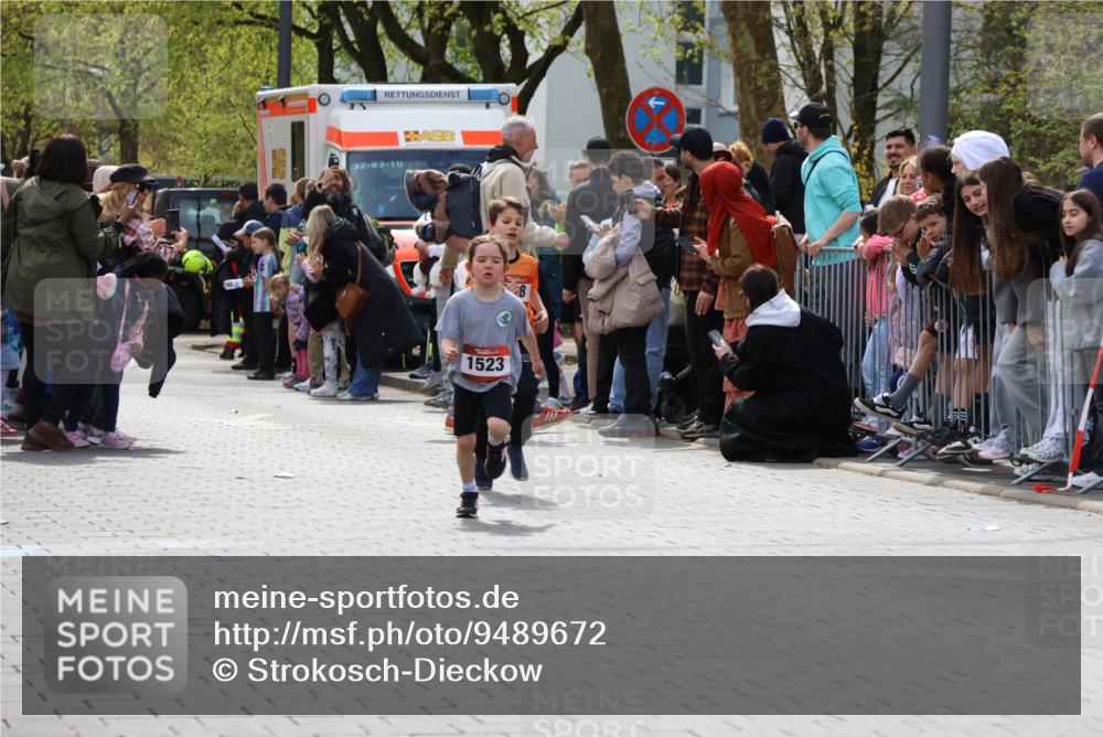 12.04.2026 - 45. Internationalen Wilhelmsburger Insellauf Strokosch-Dieckow http://msf.ph/oto/9489672 12.04.2026 14:08:08 Ziel 1508, 1523, 788 meine-sportfotos.de