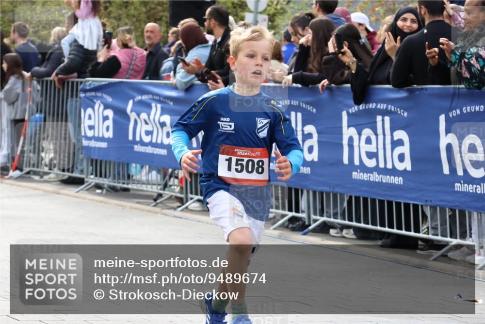 12.04.2026 - 45. Internationalen Wilhelmsburger Insellauf Strokosch-Dieckow http://msf.ph/oto/9489674 12.04.2026 14:08:05 Ziel 15, 1508, 1523 meine-sportfotos.de