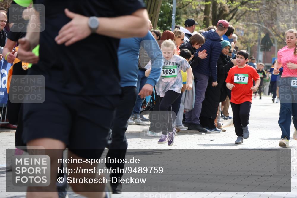 12.04.2026 - 45. Internationalen Wilhelmsburger Insellauf Strokosch-Dieckow http://msf.ph/oto/9489759 12.04.2026 14:36:08 Ziel 93, 148, 1710, 863, 820, 328, 1025, 360, 325, 125, 827, 1024 meine-sportfotos.de