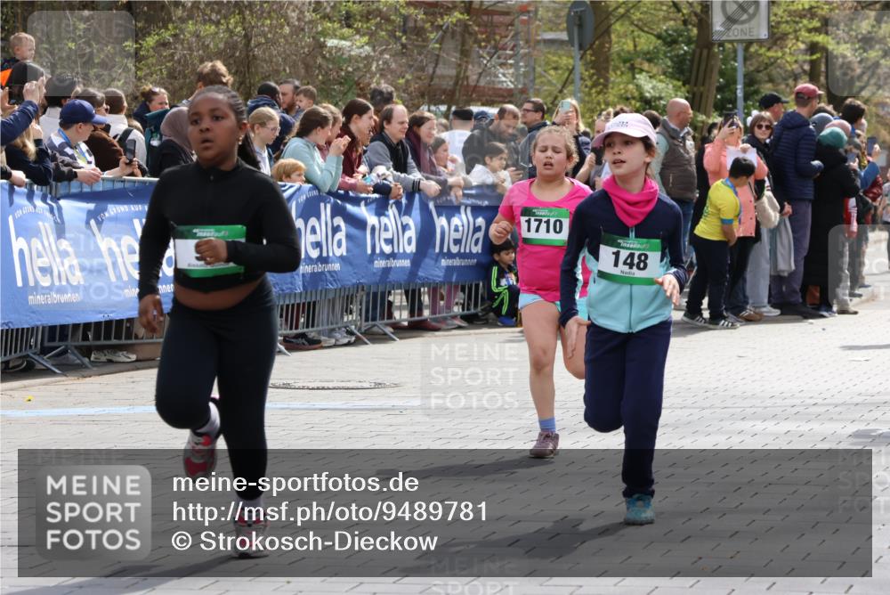 12.04.2026 - 45. Internationalen Wilhelmsburger Insellauf Strokosch-Dieckow http://msf.ph/oto/9489781 12.04.2026 14:36:00 Ziel 344, 90, 1732, 847, 641, 1056, 411, 93, 148, 1710, 863 meine-sportfotos.de