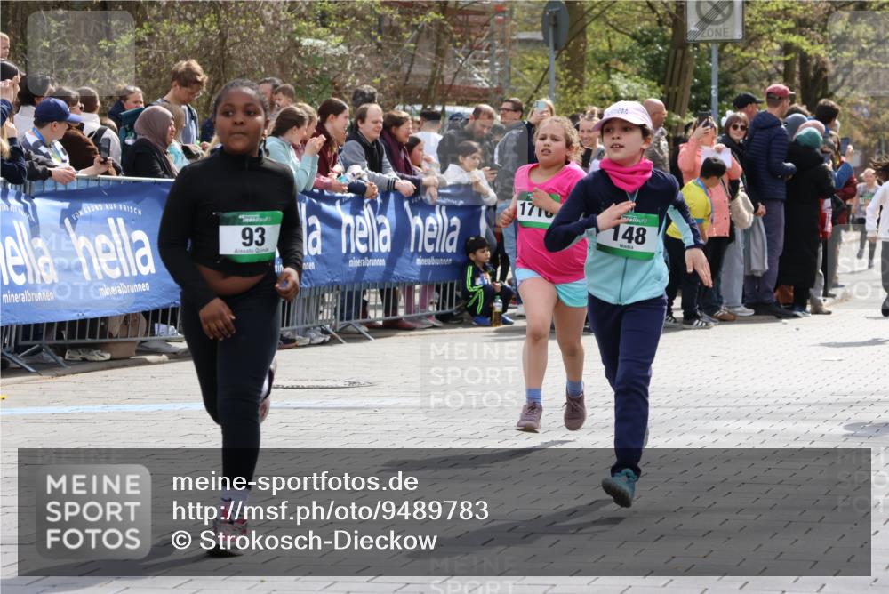 12.04.2026 - 45. Internationalen Wilhelmsburger Insellauf Strokosch-Dieckow http://msf.ph/oto/9489783 12.04.2026 14:36:00 Ziel 344, 90, 1732, 847, 641, 1056, 411, 93, 148, 1710, 863 meine-sportfotos.de