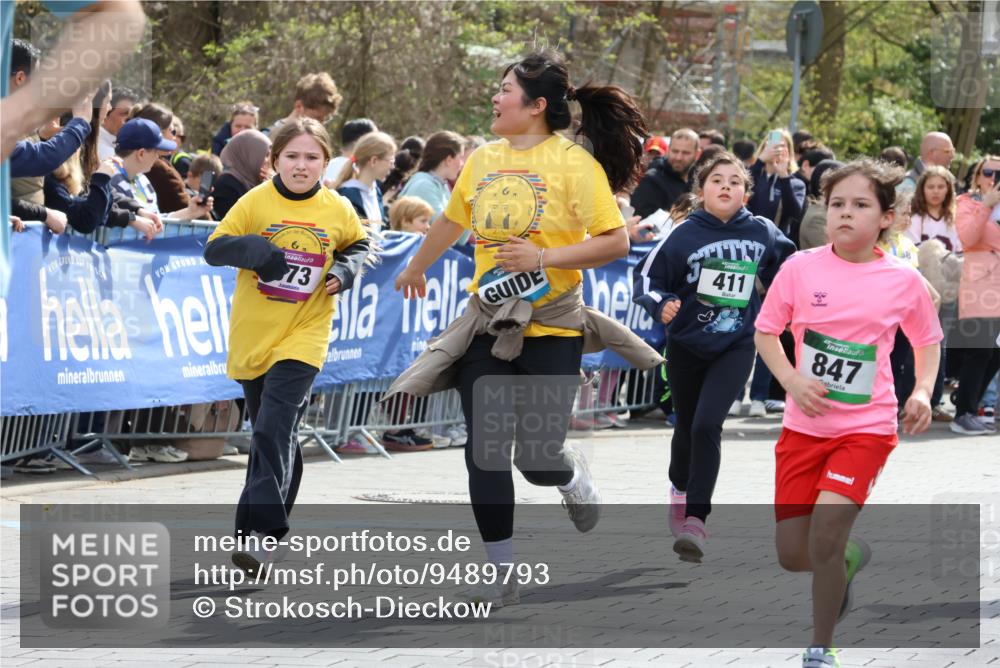 12.04.2026 - 45. Internationalen Wilhelmsburger Insellauf Strokosch-Dieckow http://msf.ph/oto/9489793 12.04.2026 14:35:54 Ziel 1069, 583, 628, 557, 585, 79, 76, 344, 90, 1732, 847, 641, 1056, 411 meine-sportfotos.de