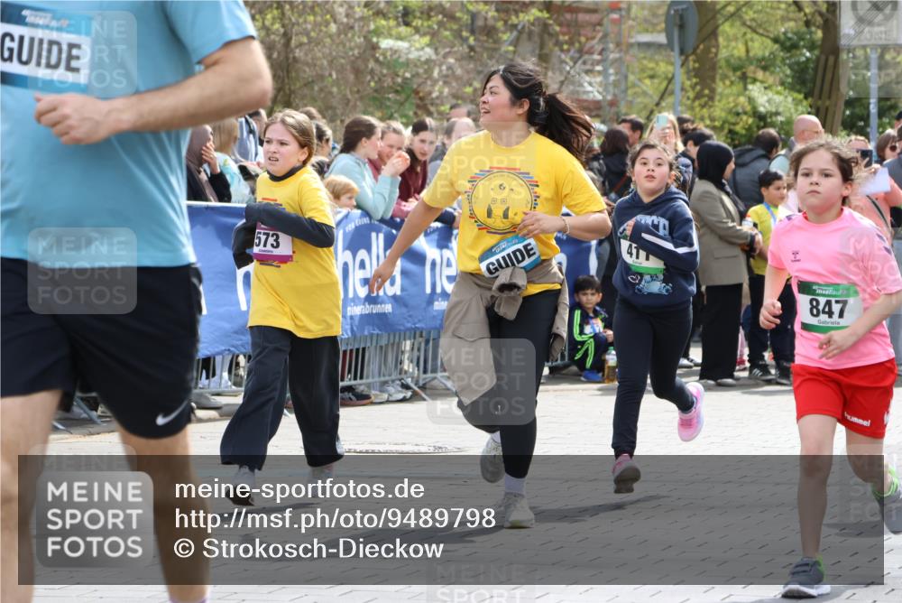 12.04.2026 - 45. Internationalen Wilhelmsburger Insellauf Strokosch-Dieckow http://msf.ph/oto/9489798 12.04.2026 14:35:54 Ziel 1069, 583, 628, 557, 585, 79, 76, 344, 90, 1732, 847, 641, 1056, 411 meine-sportfotos.de