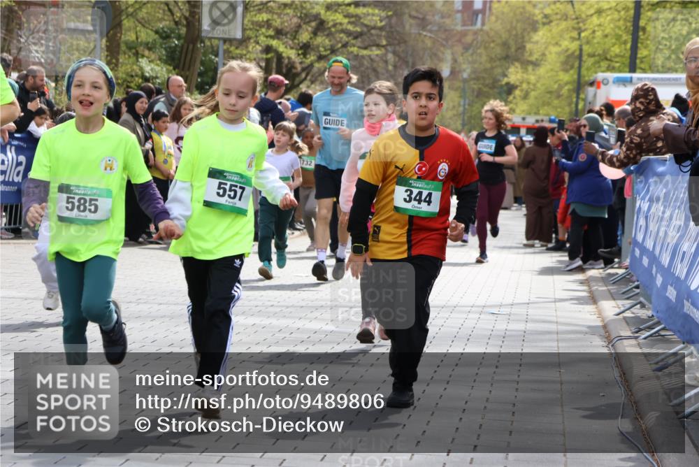12.04.2026 - 45. Internationalen Wilhelmsburger Insellauf Strokosch-Dieckow http://msf.ph/oto/9489806 12.04.2026 14:35:49 Ziel 13, 850, 481, 81, 1069, 583, 628, 557, 585, 79, 76, 344, 90, 1732 meine-sportfotos.de