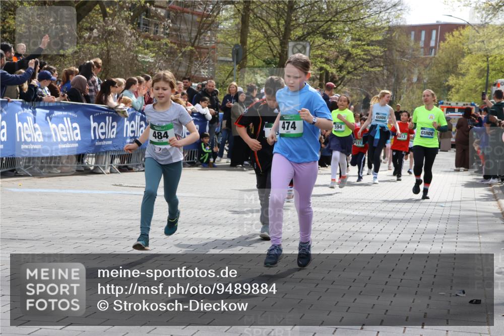 12.04.2026 - 45. Internationalen Wilhelmsburger Insellauf Strokosch-Dieckow http://msf.ph/oto/9489884 12.04.2026 14:35:26 Ziel 1017, 1717, 312, 340, 848, 1728, 474, 484, 137, 582, 334, 514, 594, 680, 851 meine-sportfotos.de