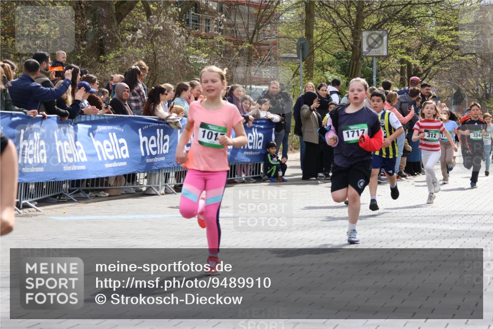 12.04.2026 - 45. Internationalen Wilhelmsburger Insellauf Strokosch-Dieckow http://msf.ph/oto/9489910 12.04.2026 14:35:20 Ziel 873, 142, 522, 1009, 419, 80, 366, 574, 1017, 1717, 312, 340, 848, 1728, 474 meine-sportfotos.de
