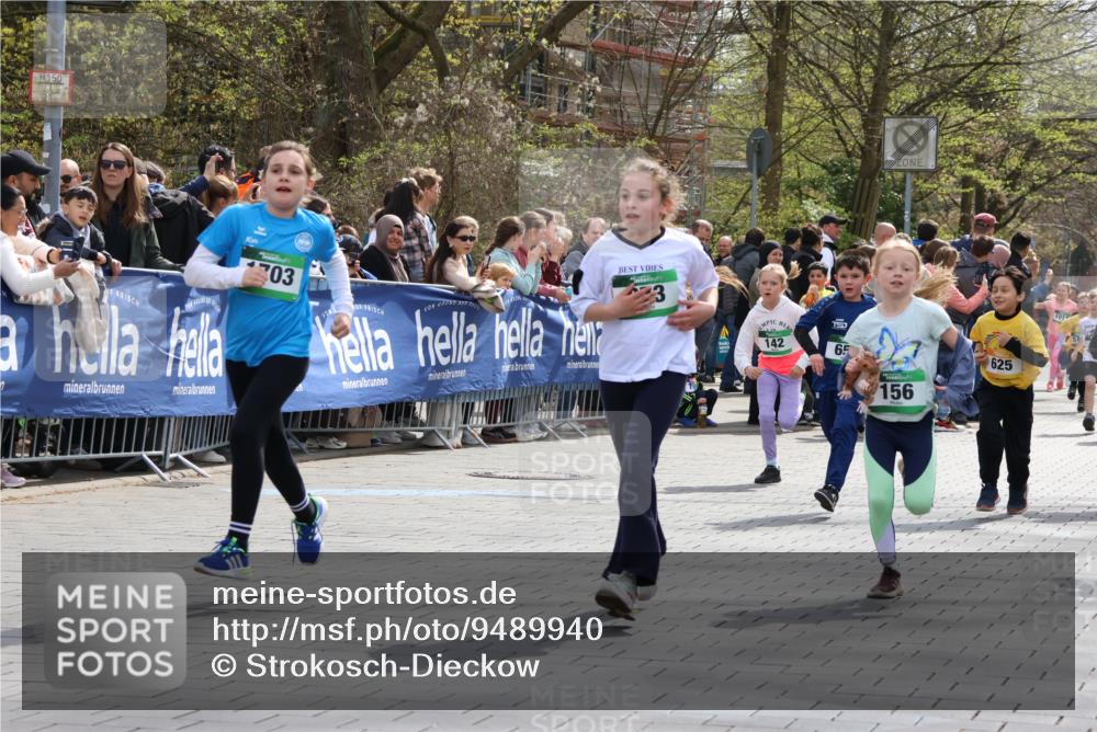 12.04.2026 - 45. Internationalen Wilhelmsburger Insellauf Strokosch-Dieckow http://msf.ph/oto/9489940 12.04.2026 14:35:12 Ziel 166, 836, 869, 415, 1707, 846, 842, 1703, 156, 659, 873, 142, 522, 1009, 419, 80 meine-sportfotos.de