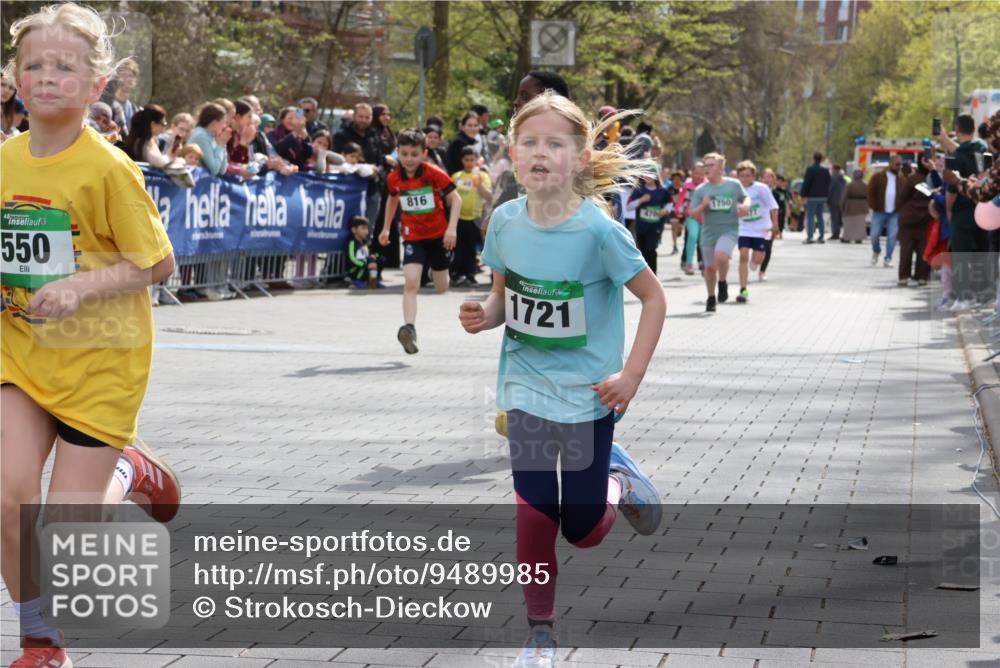 12.04.2026 - 45. Internationalen Wilhelmsburger Insellauf Strokosch-Dieckow http://msf.ph/oto/9489985 12.04.2026 14:34:58 Ziel 122, 476, 472, 575, 287, 326, 464, 1706, 346, 1726, 556, 840, 864, 288, 1725, 550, 527, 1721, 616, 816, 677, 69, 470, 1750, 163 meine-sportfotos.de