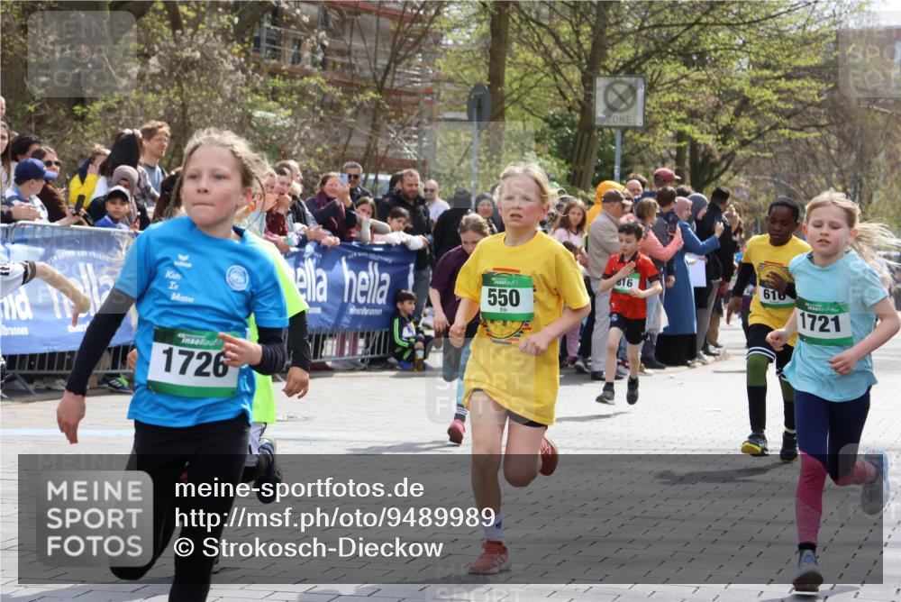 12.04.2026 - 45. Internationalen Wilhelmsburger Insellauf Strokosch-Dieckow http://msf.ph/oto/9489989 12.04.2026 14:34:57 Ziel 1021, 485, 489, 1016, 122, 476, 472, 575, 287, 326, 464, 1706, 346, 1726, 556, 840, 864, 288, 1725, 550, 527, 1721, 616, 816, 677, 69, 470, 1750 meine-sportfotos.de