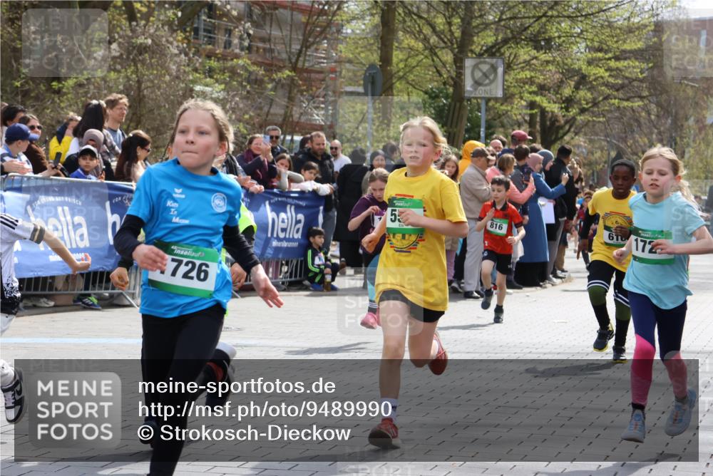 12.04.2026 - 45. Internationalen Wilhelmsburger Insellauf Strokosch-Dieckow http://msf.ph/oto/9489990 12.04.2026 14:34:57 Ziel 1021, 485, 489, 1016, 122, 476, 472, 575, 287, 326, 464, 1706, 346, 1726, 556, 840, 864, 288, 1725, 550, 527, 1721, 616, 816, 677, 69, 470, 1750 meine-sportfotos.de