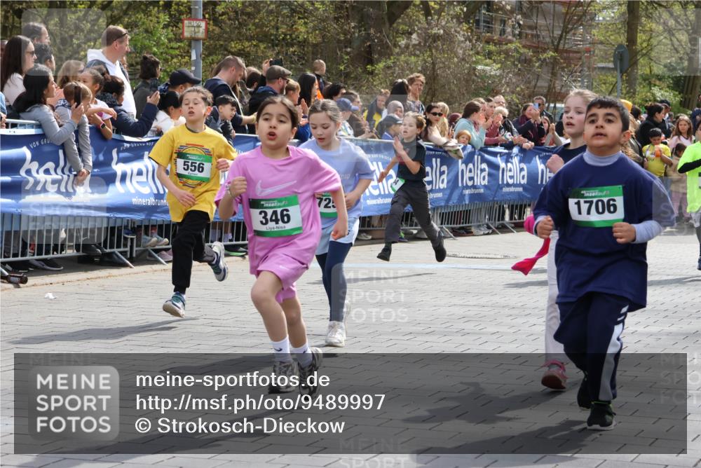12.04.2026 - 45. Internationalen Wilhelmsburger Insellauf Strokosch-Dieckow http://msf.ph/oto/9489997 12.04.2026 14:34:55 Ziel 519, 999, 622, 471, 356, 47, 1021, 485, 489, 1016, 122, 476, 472, 575, 287, 326, 464, 1706, 346, 1726, 556, 840, 864, 288, 1725, 550, 527, 1721, 616, 816 meine-sportfotos.de
