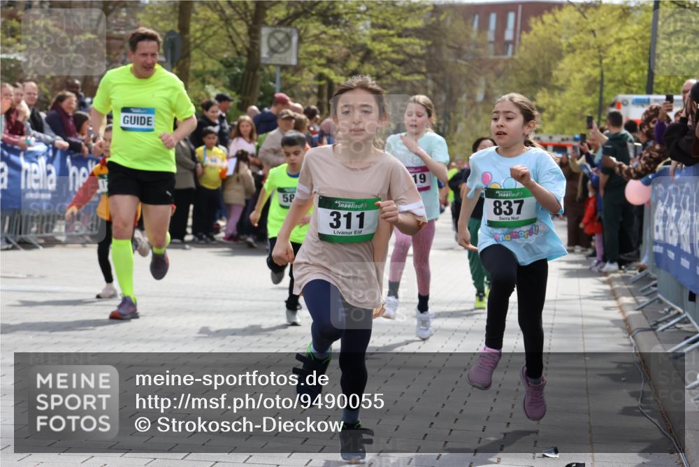 12.04.2026 - 45. Internationalen Wilhelmsburger Insellauf Strokosch-Dieckow http://msf.ph/oto/9490055 12.04.2026 14:34:40 Ziel 443, 291, 144, 995, 590, 436, 110, 524, 660, 843, 815, 423, 16, 837, 311, 589, 808, 1720, 538, 40, 303 meine-sportfotos.de