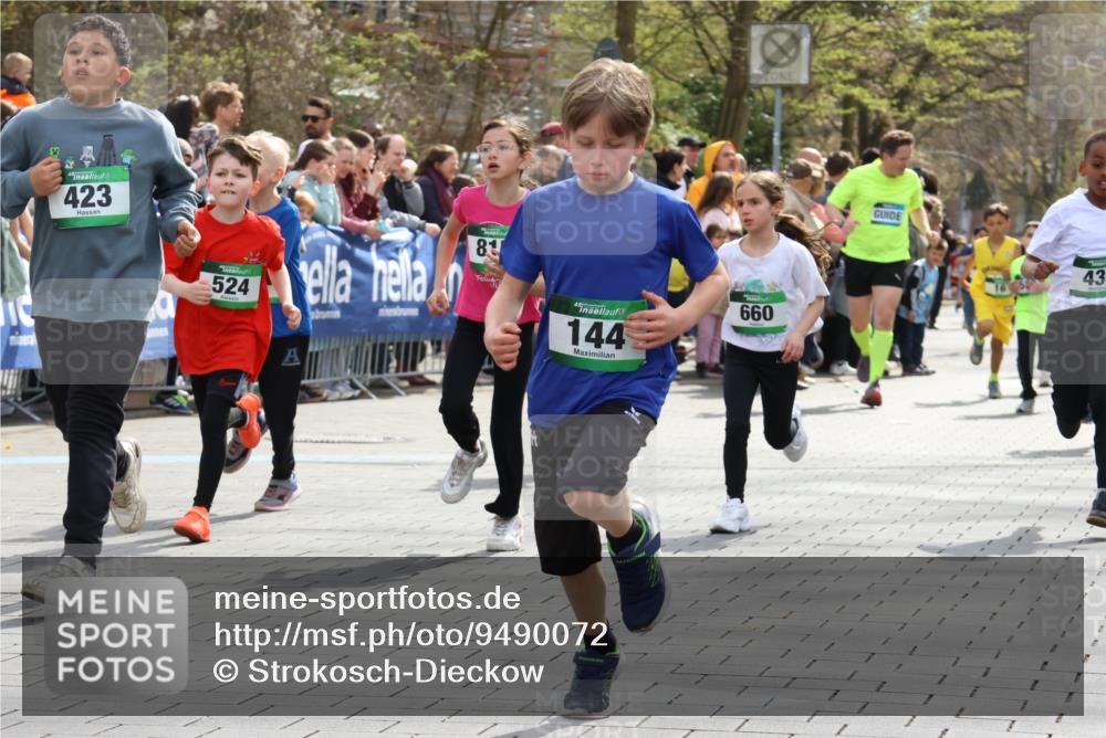 12.04.2026 - 45. Internationalen Wilhelmsburger Insellauf Strokosch-Dieckow http://msf.ph/oto/9490072 12.04.2026 14:34:37 Ziel 27, 332, 305, 853, 28, 146, 841, 1076, 1711, 443, 291, 144, 995, 590, 436, 110, 524, 660, 843, 815, 423, 16, 837, 311, 589, 808, 1720 meine-sportfotos.de