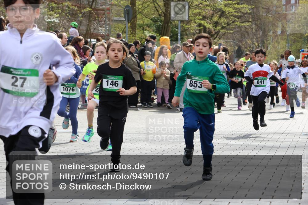 12.04.2026 - 45. Internationalen Wilhelmsburger Insellauf Strokosch-Dieckow http://msf.ph/oto/9490107 12.04.2026 14:34:30 Ziel 1723, 1730, 115, 1026, 1712, 809, 27, 332, 305, 853, 28, 146, 841, 1076, 1711, 443, 291, 144, 995, 590 meine-sportfotos.de