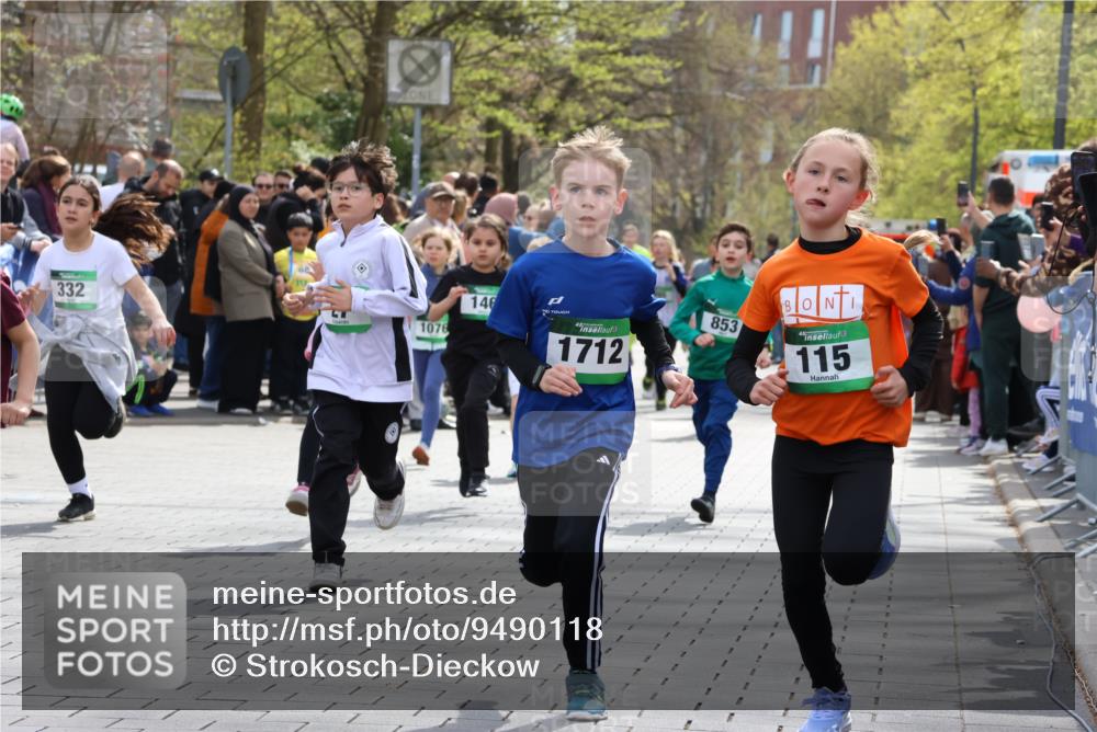 12.04.2026 - 45. Internationalen Wilhelmsburger Insellauf Strokosch-Dieckow http://msf.ph/oto/9490118 12.04.2026 14:34:28 Ziel 314, 1718, 160, 483, 839, 1713, 1723, 1730, 115, 1026, 1712, 809, 27, 332, 305, 853, 28, 146, 841, 1076, 1711 meine-sportfotos.de