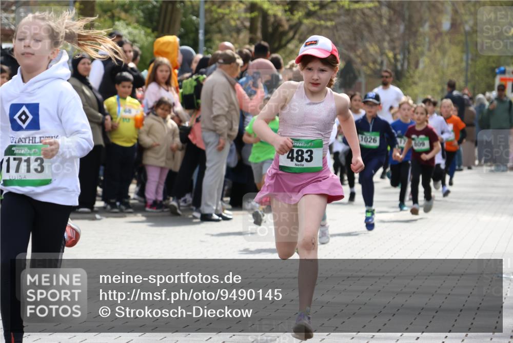 12.04.2026 - 45. Internationalen Wilhelmsburger Insellauf Strokosch-Dieckow http://msf.ph/oto/9490145 12.04.2026 14:34:22 Ziel 1731, 1722, 32, 33, 104, 314, 1718, 160, 483, 839, 1713, 1723, 1730, 115, 1026 meine-sportfotos.de
