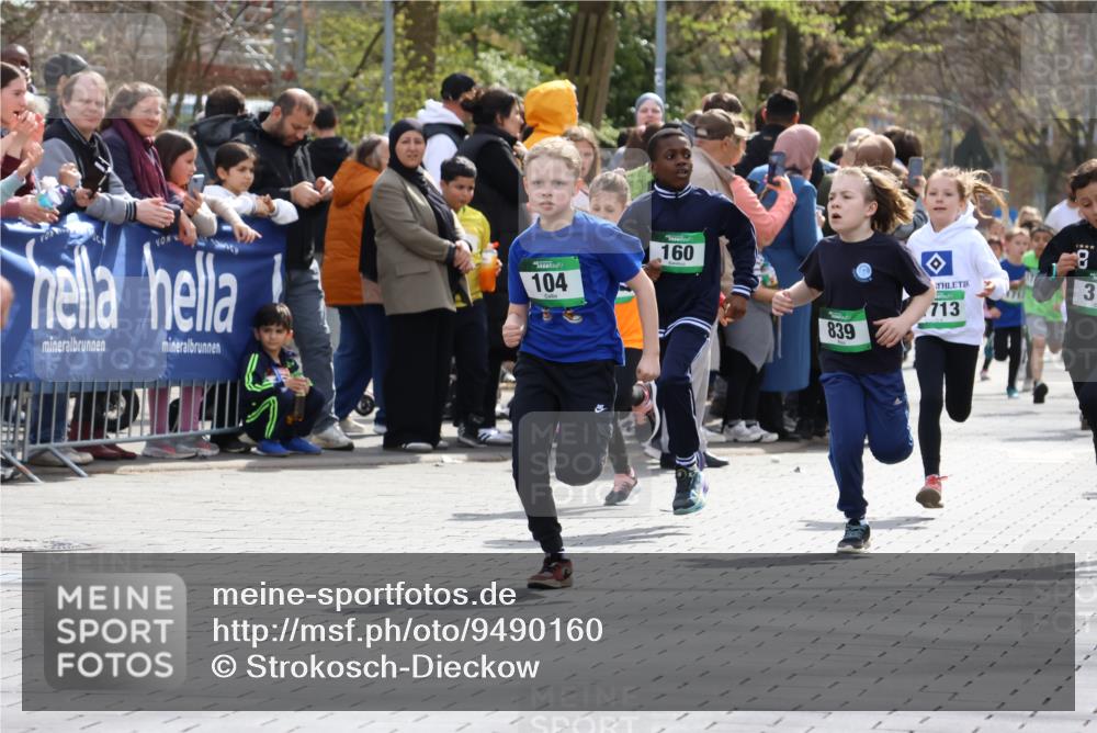 12.04.2026 - 45. Internationalen Wilhelmsburger Insellauf Strokosch-Dieckow http://msf.ph/oto/9490160 12.04.2026 14:34:19 Ziel 552, 1014, 1731, 1722, 32, 33, 104, 314, 1718, 160, 483, 839, 1713, 1723 meine-sportfotos.de
