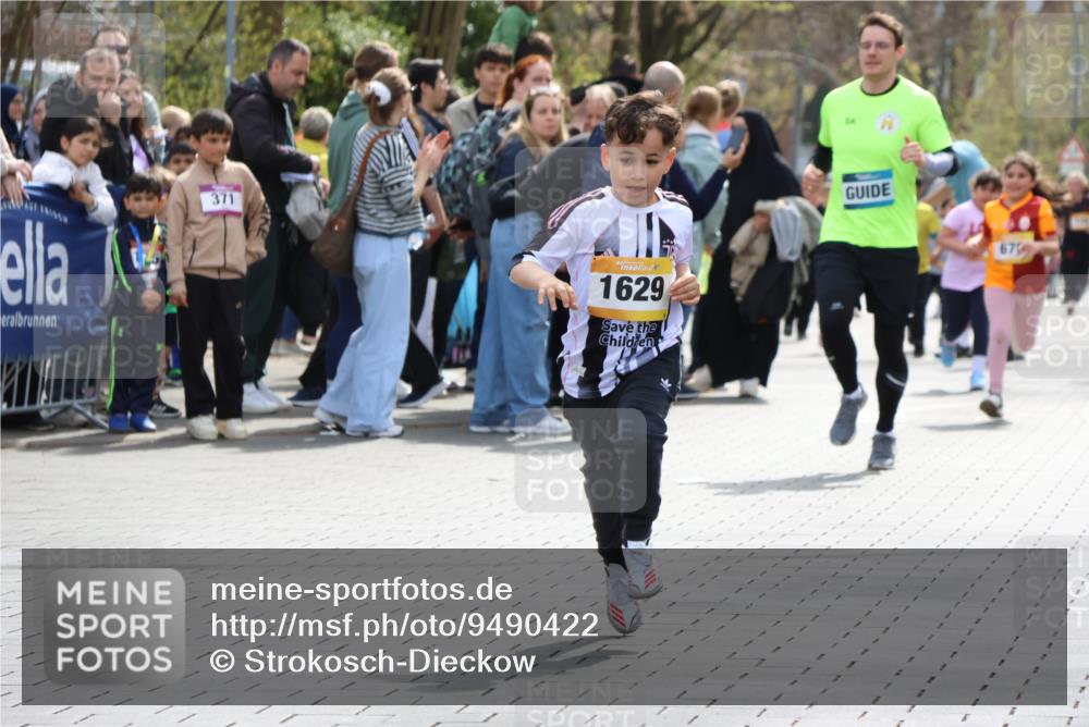 12.04.2026 - 45. Internationalen Wilhelmsburger Insellauf Strokosch-Dieckow http://msf.ph/oto/9490422 12.04.2026 14:22:26 Ziel 580, 835, 752, 761, 559, 315, 973, 555, 1629, 56, 670 meine-sportfotos.de