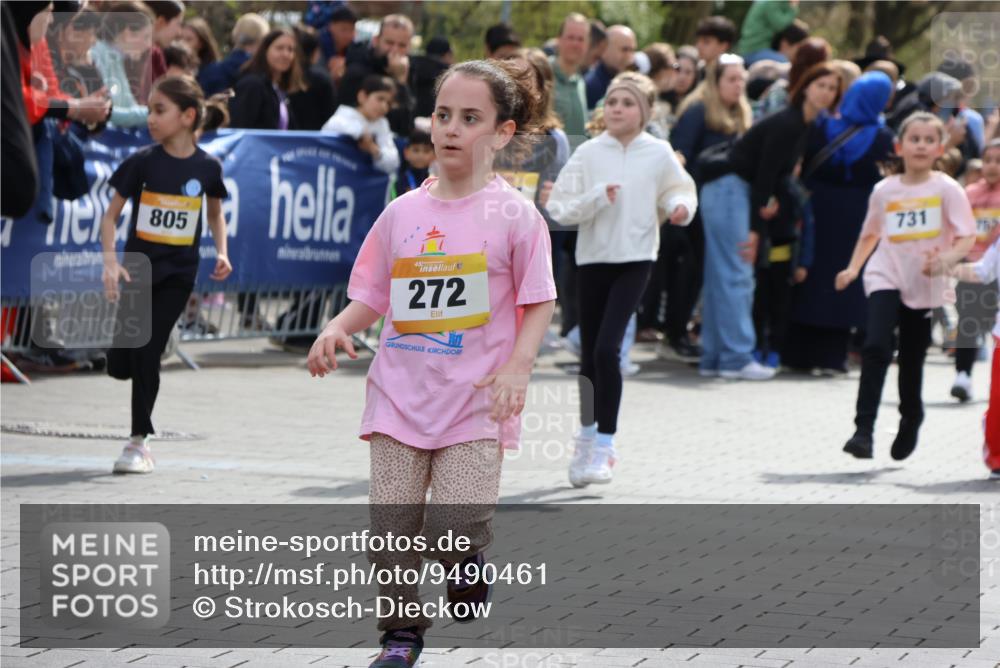 12.04.2026 - 45. Internationalen Wilhelmsburger Insellauf Strokosch-Dieckow http://msf.ph/oto/9490461 12.04.2026 14:22:11 Ziel 794, 1615, 289, 668, 926, 981, 1620, 414, 805, 272, 124, 731, 739 meine-sportfotos.de