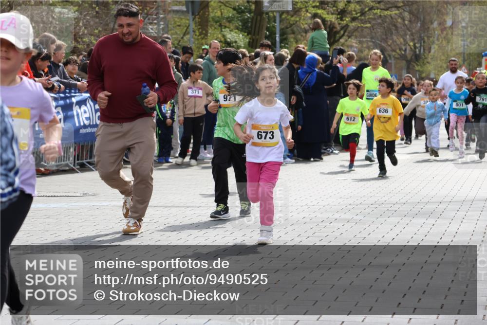 12.04.2026 - 45. Internationalen Wilhelmsburger Insellauf Strokosch-Dieckow http://msf.ph/oto/9490525 12.04.2026 14:21:53 Ziel 763, 255, 65, 1617, 969, 799, 974, 482, 236, 810, 488, 814, 95, 409, 595, 673, 924, 824, 227 meine-sportfotos.de
