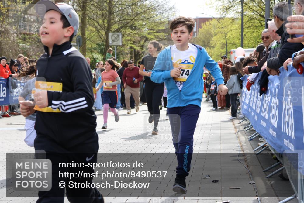 12.04.2026 - 45. Internationalen Wilhelmsburger Insellauf Strokosch-Dieckow http://msf.ph/oto/9490537 12.04.2026 14:21:49 Ziel 136, 729, 769, 646, 159, 1622, 317, 283, 134, 316, 792, 763, 255, 65, 1617, 969, 799, 974, 482, 236, 810, 488, 814, 95, 409, 595 meine-sportfotos.de