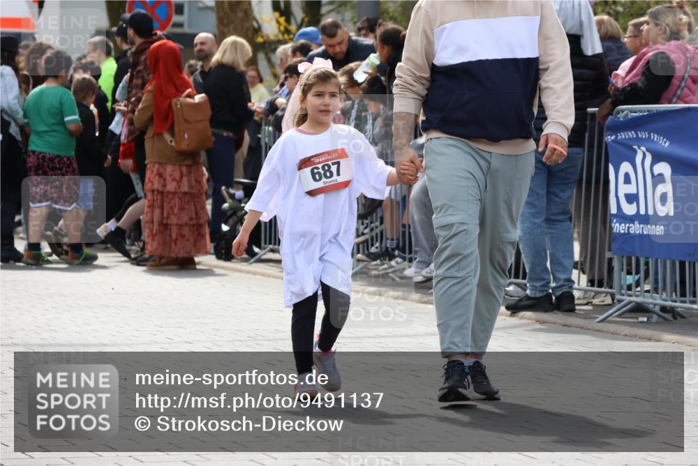 12.04.2026 - 45. Internationalen Wilhelmsburger Insellauf Strokosch-Dieckow http://msf.ph/oto/9491137 12.04.2026 14:12:19 Ziel  meine-sportfotos.de