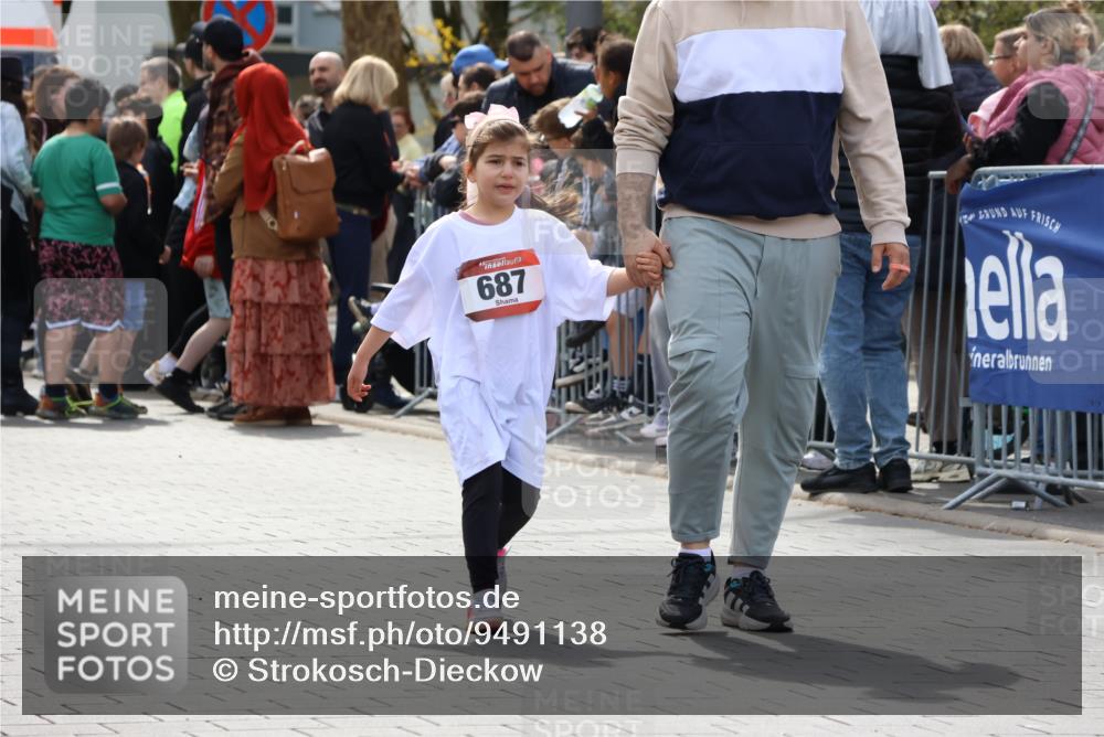 12.04.2026 - 45. Internationalen Wilhelmsburger Insellauf Strokosch-Dieckow http://msf.ph/oto/9491138 12.04.2026 14:12:19 Ziel  meine-sportfotos.de